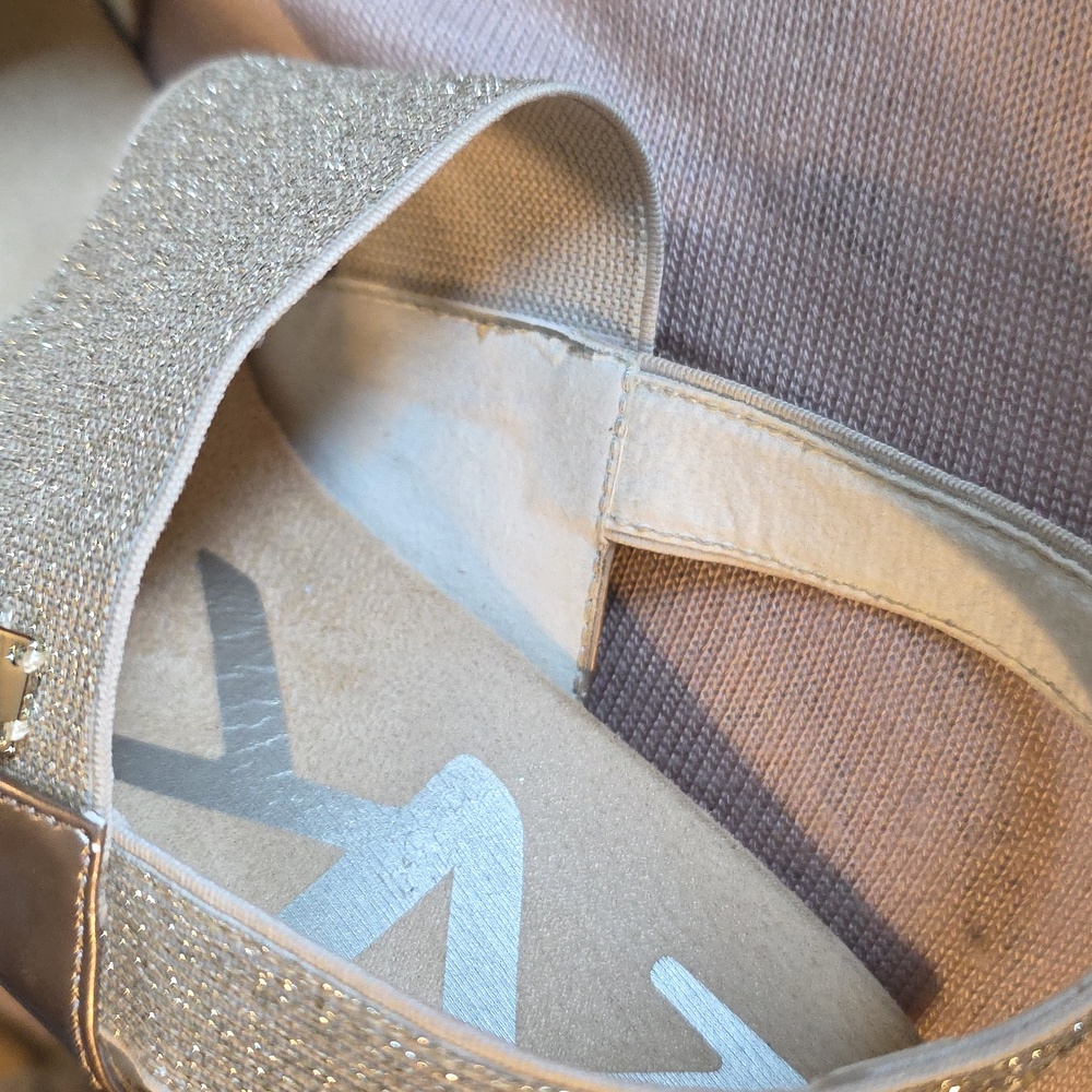 Anne Klein Women's Cream and Gold Sandals - Picture 6 of 6